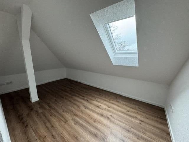 5 bedroom flat to rent, 140 m², Zwickauer Straße 483, Chemnitz, Saxony 5 bedroom flat to rent, 140 m², Zwickauer Straße 483, Chemnitz, Saxony