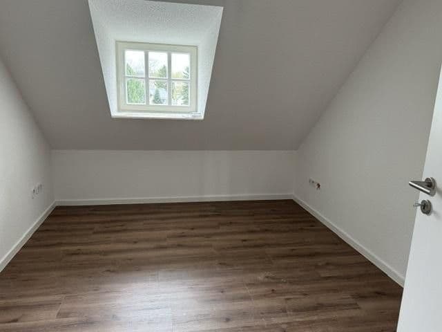5 bedroom flat to rent, 140 m², Zwickauer Straße 483, Chemnitz, Saxony 5 bedroom flat to rent, 140 m², Zwickauer Straße 483, Chemnitz, Saxony