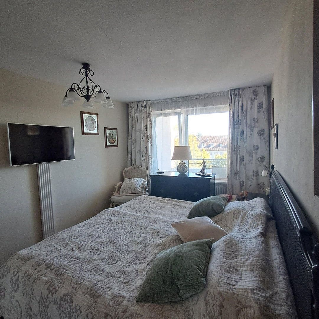 3 bedroom with open-plan kitchen flat for sale, 117 m², Stuttgart, Baden-Württemberg 3 bedroom with open-plan kitchen flat for sale, 117 m², Stuttgart, Baden-Württemberg