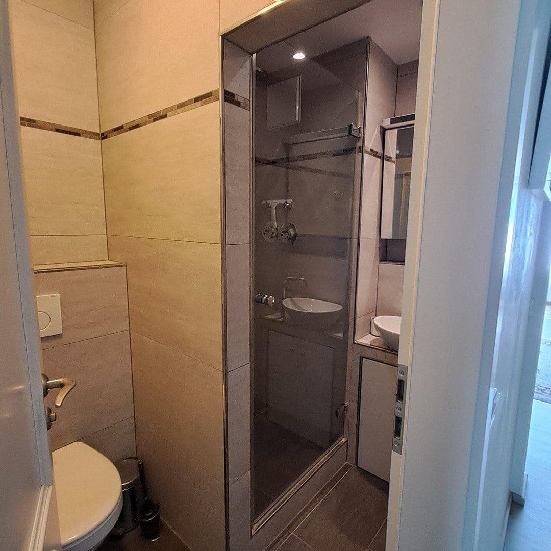 3 bedroom with open-plan kitchen flat for sale, 117 m², Stuttgart, Baden-Württemberg 3 bedroom with open-plan kitchen flat for sale, 117 m², Stuttgart, Baden-Württemberg