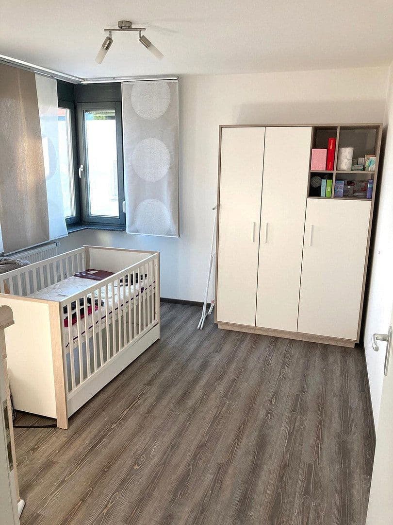 3 bedroom with open-plan kitchen flat to rent, 143 m², Annaweg 2, Holzgerlingen, Baden-Württemberg 3 bedroom with open-plan kitchen flat to rent, 143 m², Annaweg 2, Holzgerlingen, Baden-Württemberg