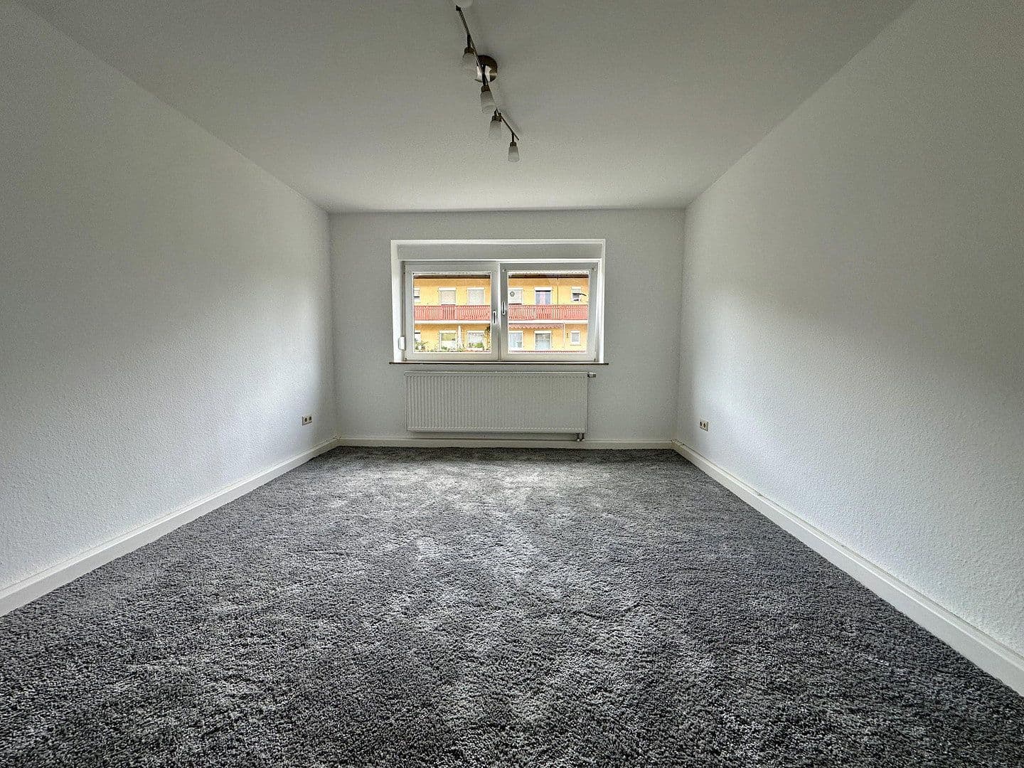 2 bedroom flat to rent, 52 m², Weißenburgstraße 41a, Würzburg, Bavaria 2 bedroom flat to rent, 52 m², Weißenburgstraße 41a, Würzburg, Bavaria