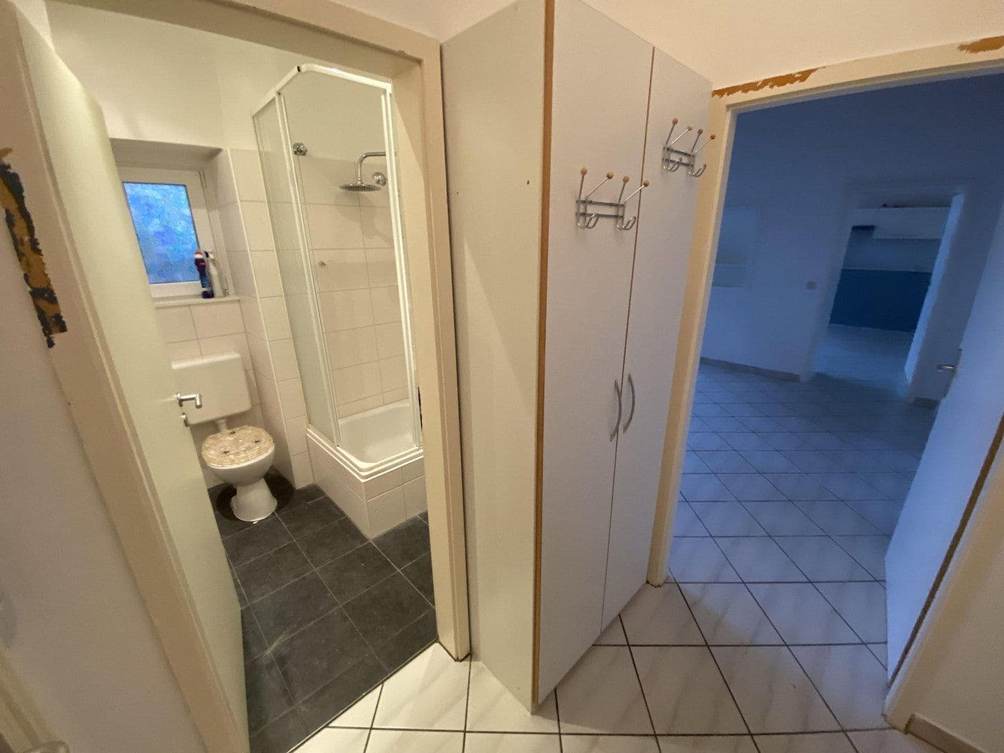Studio flat to rent, 55 m², Friedrich-Ebert Str. 145, Wuppertal, North Rhine-Westphalia Studio flat to rent, 55 m², Friedrich-Ebert Str. 145, Wuppertal, North Rhine-Westphalia