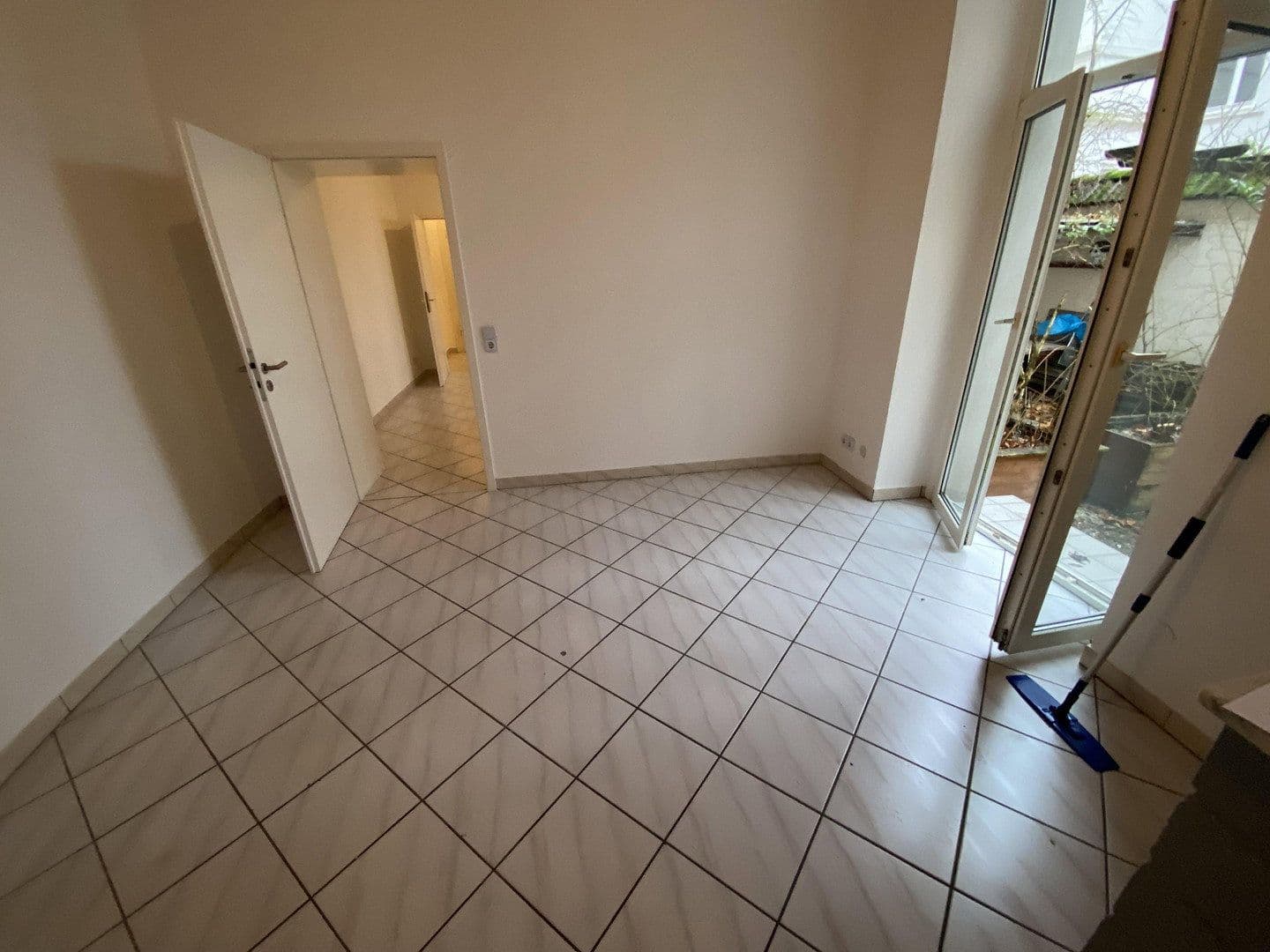 Studio flat to rent, 55 m², Friedrich-Ebert Str. 145, Wuppertal, North Rhine-Westphalia Studio flat to rent, 55 m², Friedrich-Ebert Str. 145, Wuppertal, North Rhine-Westphalia