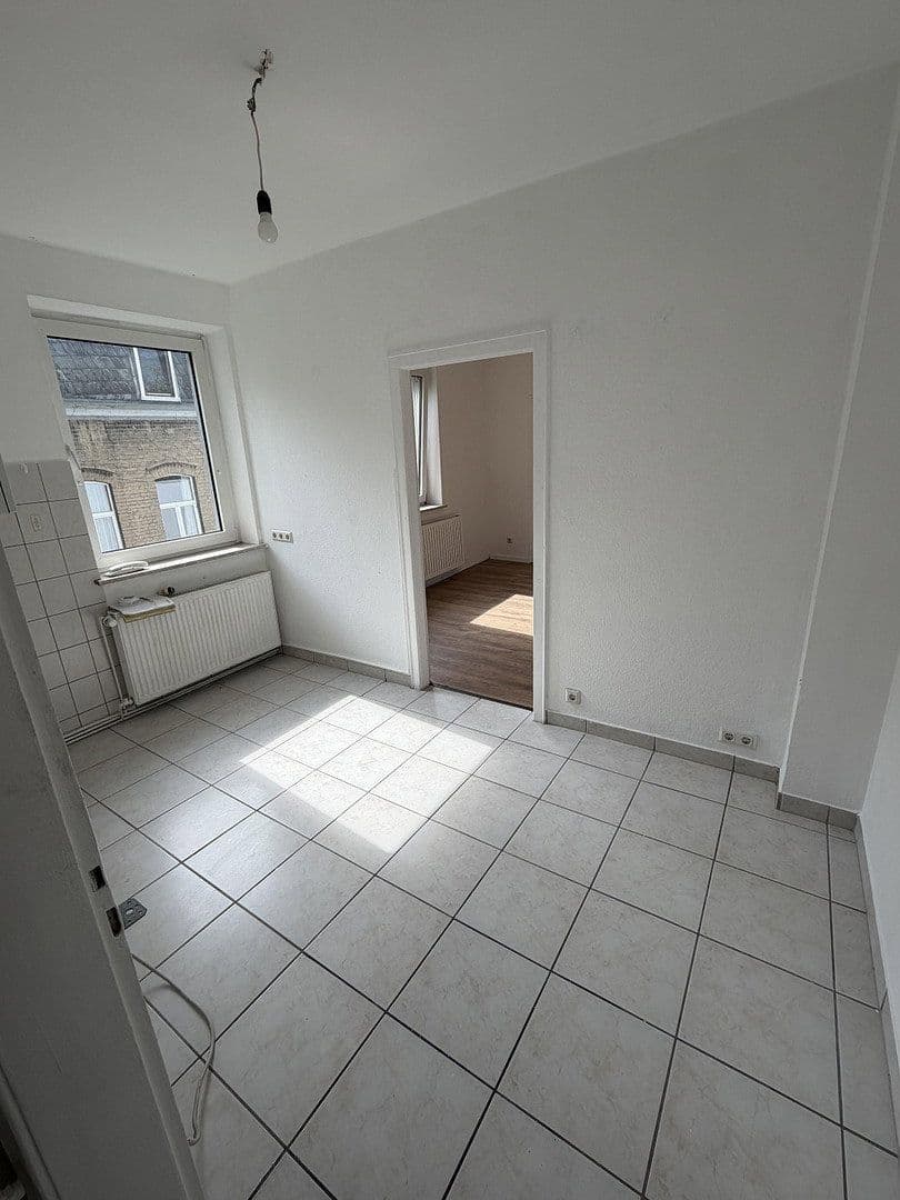 2 bedroom flat to rent, 45 m², Florastr. 38, Krefeld, North Rhine-Westphalia 2 bedroom flat to rent, 45 m², Florastr. 38, Krefeld, North Rhine-Westphalia