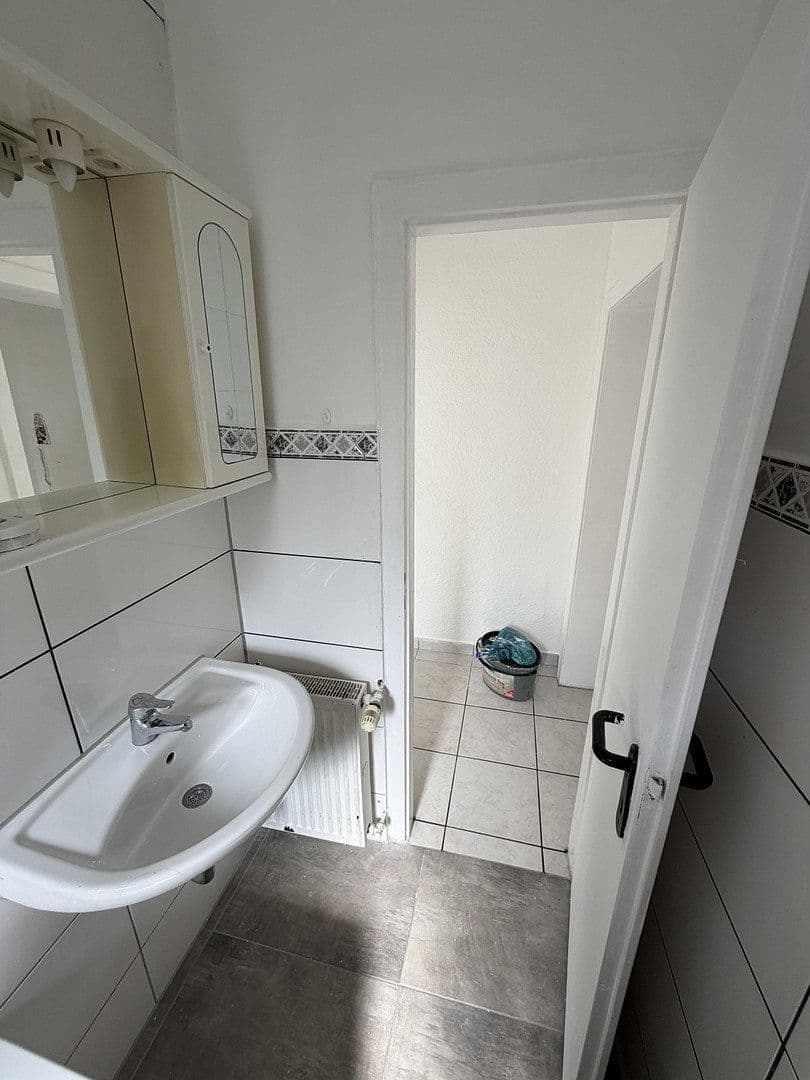 2 bedroom flat to rent, 45 m², Florastr. 38, Krefeld, North Rhine-Westphalia 2 bedroom flat to rent, 45 m², Florastr. 38, Krefeld, North Rhine-Westphalia