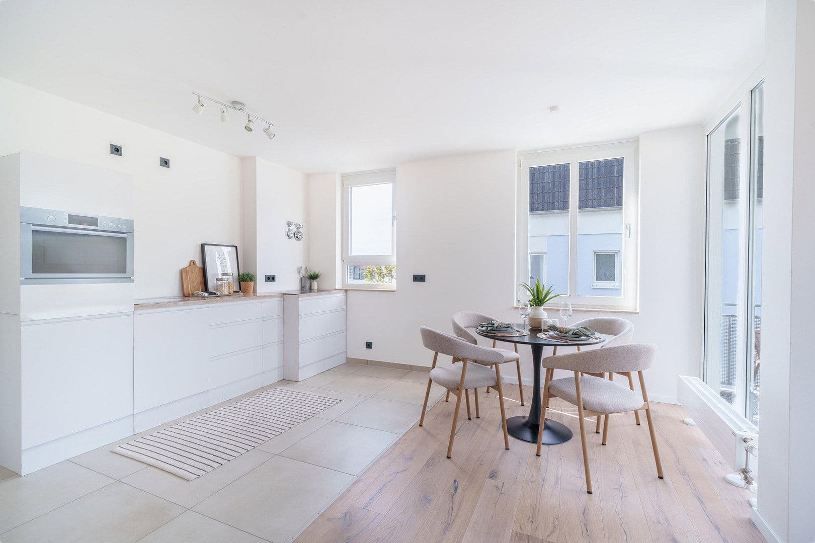 2 bedroom with open-plan kitchen flat for sale, 85 m², Dr.-Külz-Straße 15, Radebeul, Saxony 2 bedroom with open-plan kitchen flat for sale, 85 m², Dr.-Külz-Straße 15, Radebeul, Saxony