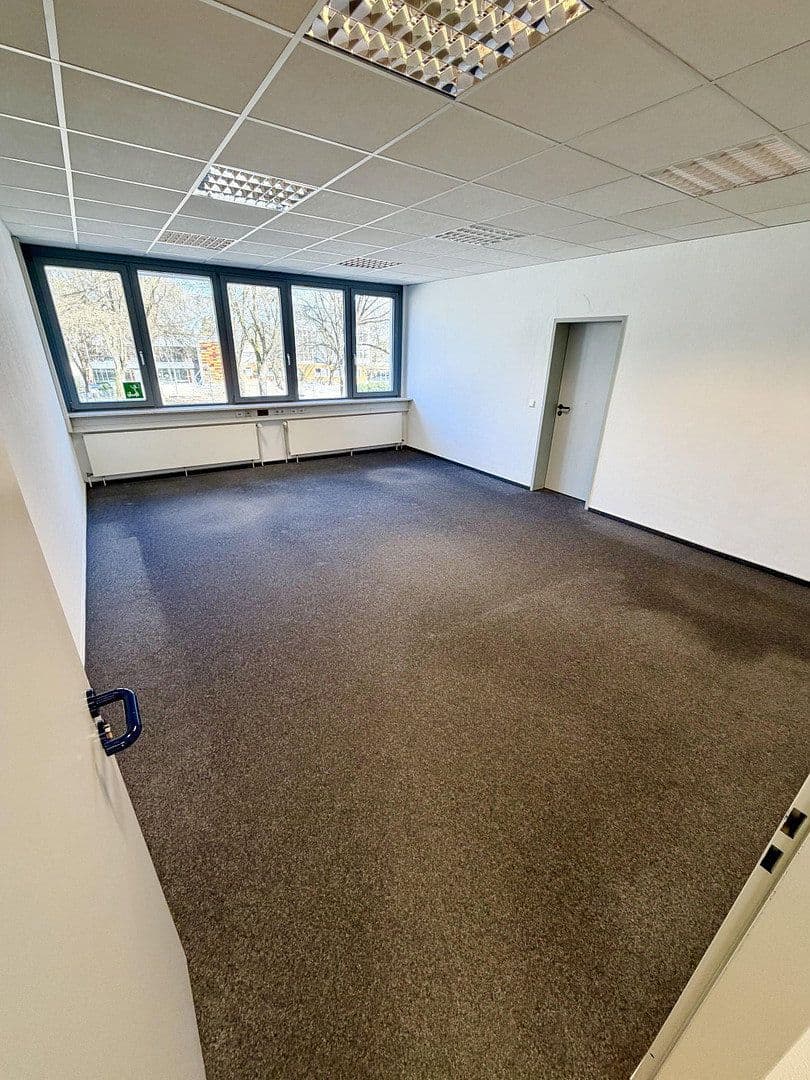 office to rent, 140 m², Detmolder Str. 596, Bielefeld, North Rhine-Westphalia office to rent, 140 m², Detmolder Str. 596, Bielefeld, North Rhine-Westphalia