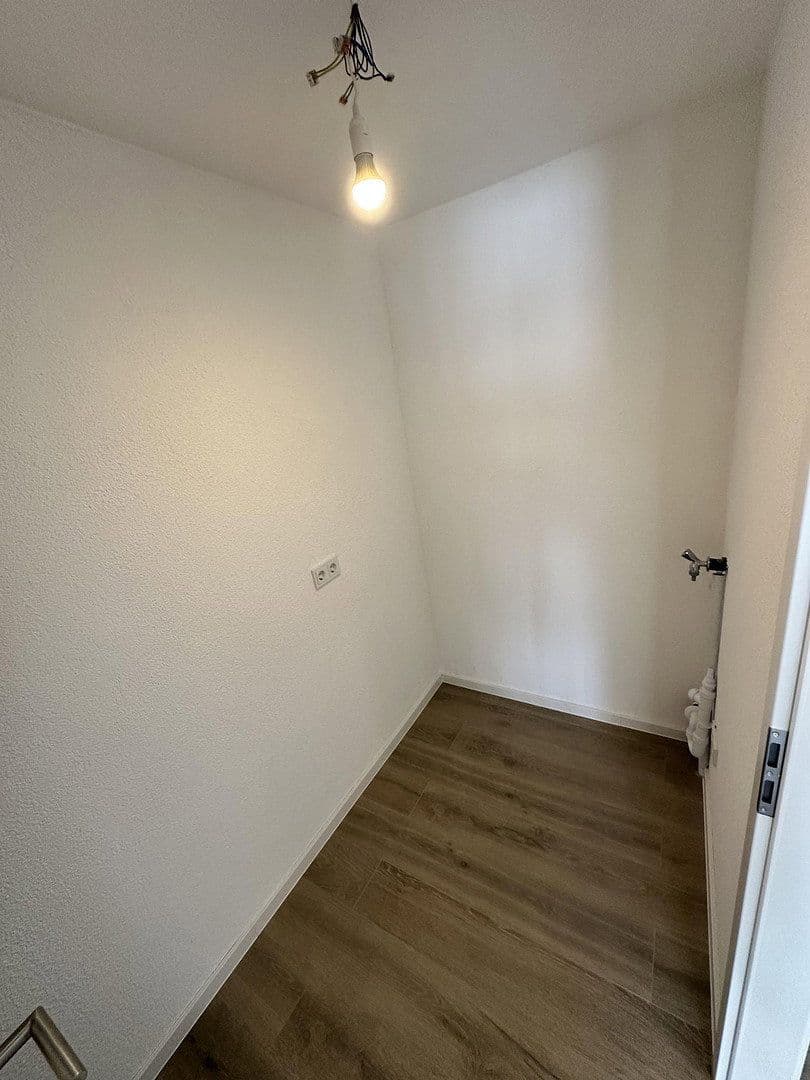 3 bedroom flat to rent, 97 m², Rhönstraße 3A, Ronneburg, Hesse 3 bedroom flat to rent, 97 m², Rhönstraße 3A, Ronneburg, Hesse