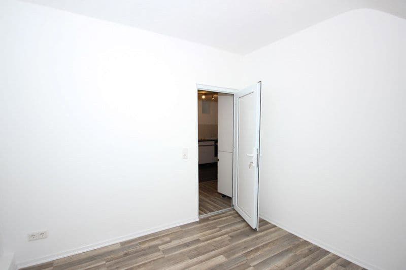 6 bedroom flat for sale, 80 m², Stuttgart, Baden-Württemberg 6 bedroom flat for sale, 80 m², Stuttgart, Baden-Württemberg