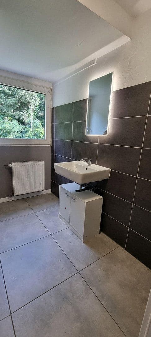 4 bedroom flat to rent, 103 m², Anilinstr. 30, Wuppertal, North Rhine-Westphalia 4 bedroom flat to rent, 103 m², Anilinstr. 30, Wuppertal, North Rhine-Westphalia