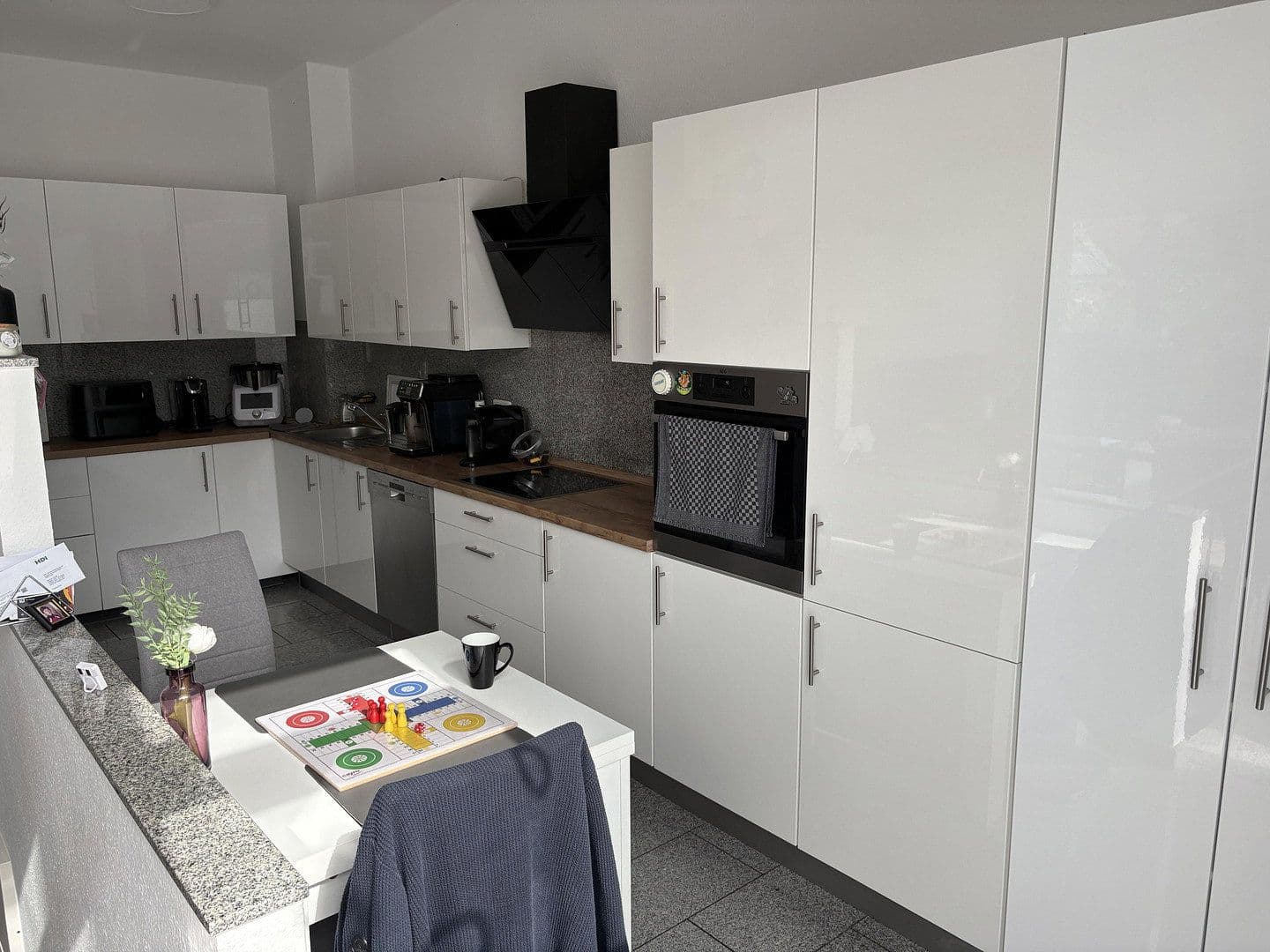 4 bedroom flat to rent, 118 m², Alstädter Straße 3a, Hürth, North Rhine-Westphalia 4 bedroom flat to rent, 118 m², Alstädter Straße 3a, Hürth, North Rhine-Westphalia