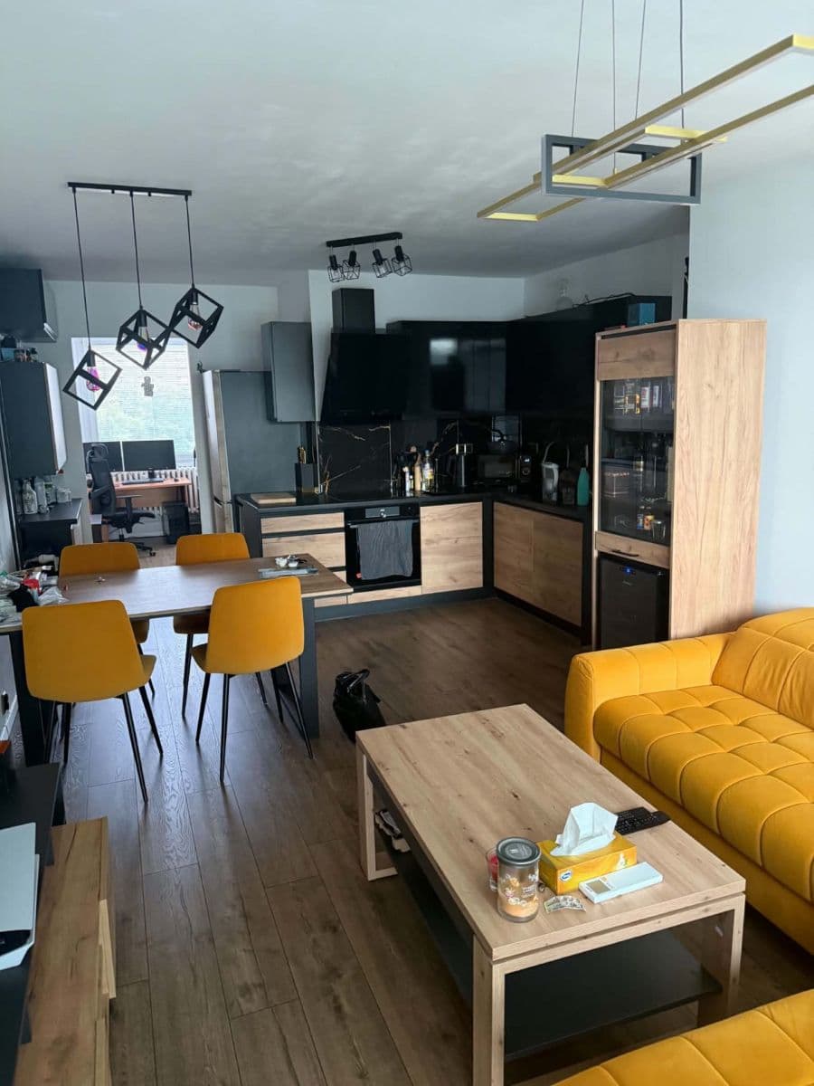 2 bedroom with open-plan kitchen flat to rent, 67 m², Vršovická, Prague, Prague 2 bedroom with open-plan kitchen flat to rent, 67 m², Vršovická, Prague, Prague