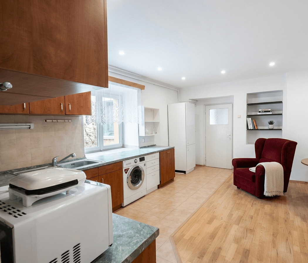 4 bedroom with open-plan kitchen flat to rent, 128 m², Bystřice, Středočeský Region 4 bedroom with open-plan kitchen flat to rent, 128 m², Bystřice, Středočeský Region