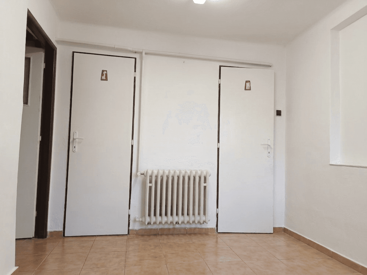4 bedroom with open-plan kitchen flat to rent, 128 m², Bystřice, Středočeský Region 4 bedroom with open-plan kitchen flat to rent, 128 m², Bystřice, Středočeský Region