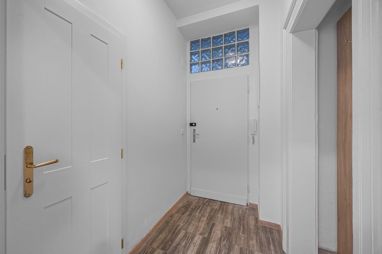 1 bedroom with open-plan kitchen flat to rent, 48 m², Oldřichova, Prague, Prague 1 bedroom with open-plan kitchen flat to rent, 48 m², Oldřichova, Prague, Prague