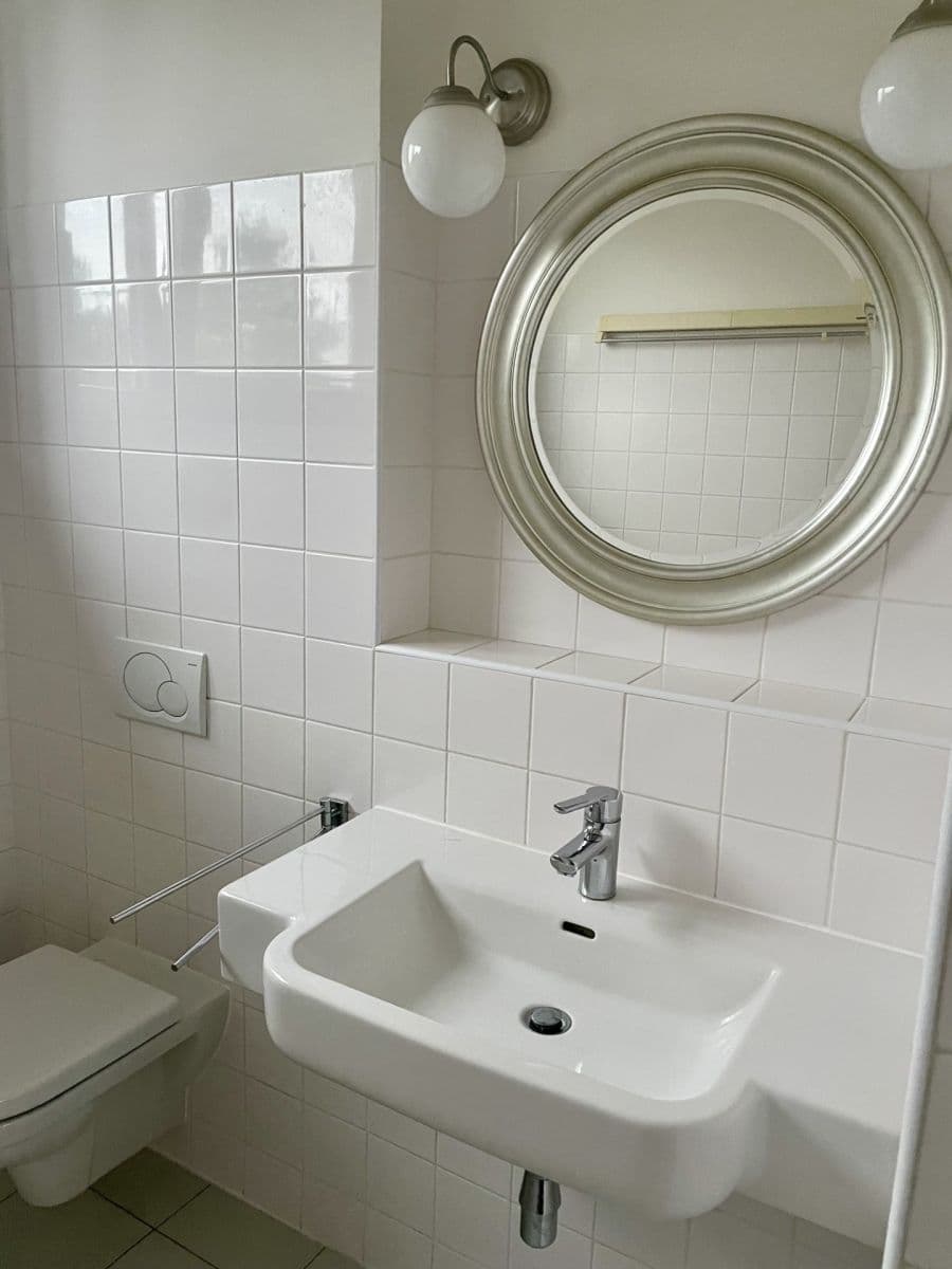 2 bedroom with open-plan kitchen flat to rent, 75 m², Otovická, Prague, Prague 2 bedroom with open-plan kitchen flat to rent, 75 m², Otovická, Prague, Prague