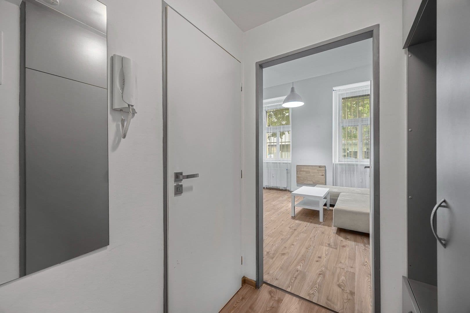 Studio flat to rent, 31 m², Na Maninách, Prague, Prague Studio flat to rent, 31 m², Na Maninách, Prague, Prague