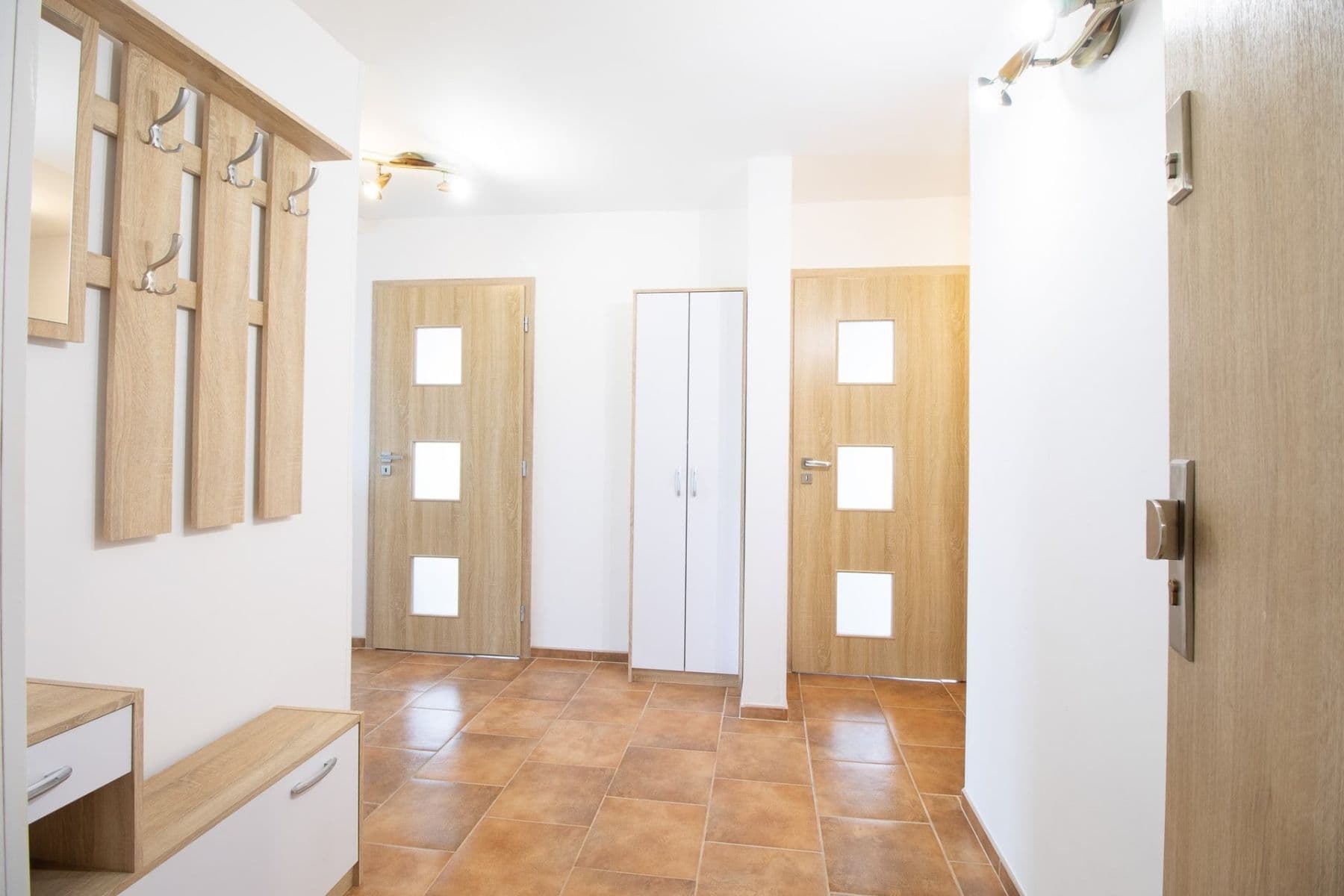 2 bedroom with open-plan kitchen flat to rent, 65 m², Zalužanská, Mladá Boleslav, Středočeský Region 2 bedroom with open-plan kitchen flat to rent, 65 m², Zalužanská, Mladá Boleslav, Středočeský Region