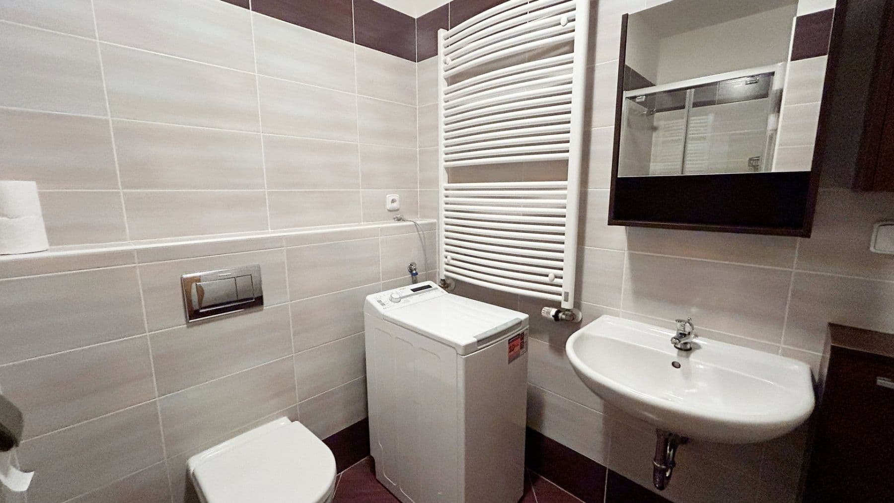 Studio flat to rent, 31 m², Hornoměcholupská, Prague, Prague Studio flat to rent, 31 m², Hornoměcholupská, Prague, Prague