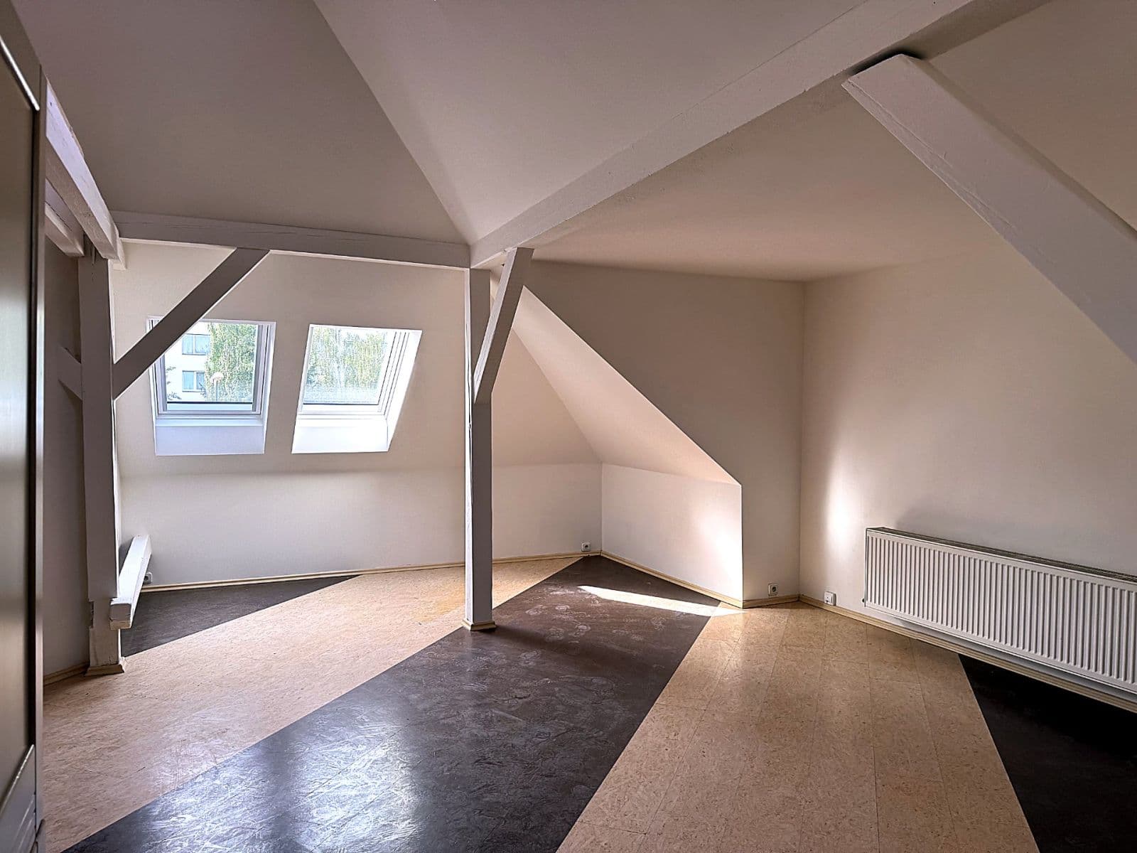 2 bedroom with open-plan kitchen flat to rent, 75 m², Na Moklině, Prague, Prague 2 bedroom with open-plan kitchen flat to rent, 75 m², Na Moklině, Prague, Prague