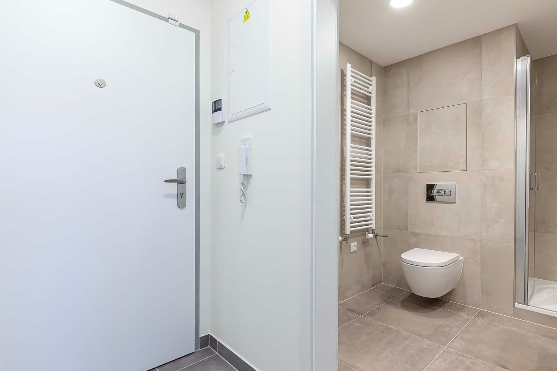 Studio flat to rent, 36 m², Gerstelova, Prague, Prague Studio flat to rent, 36 m², Gerstelova, Prague, Prague