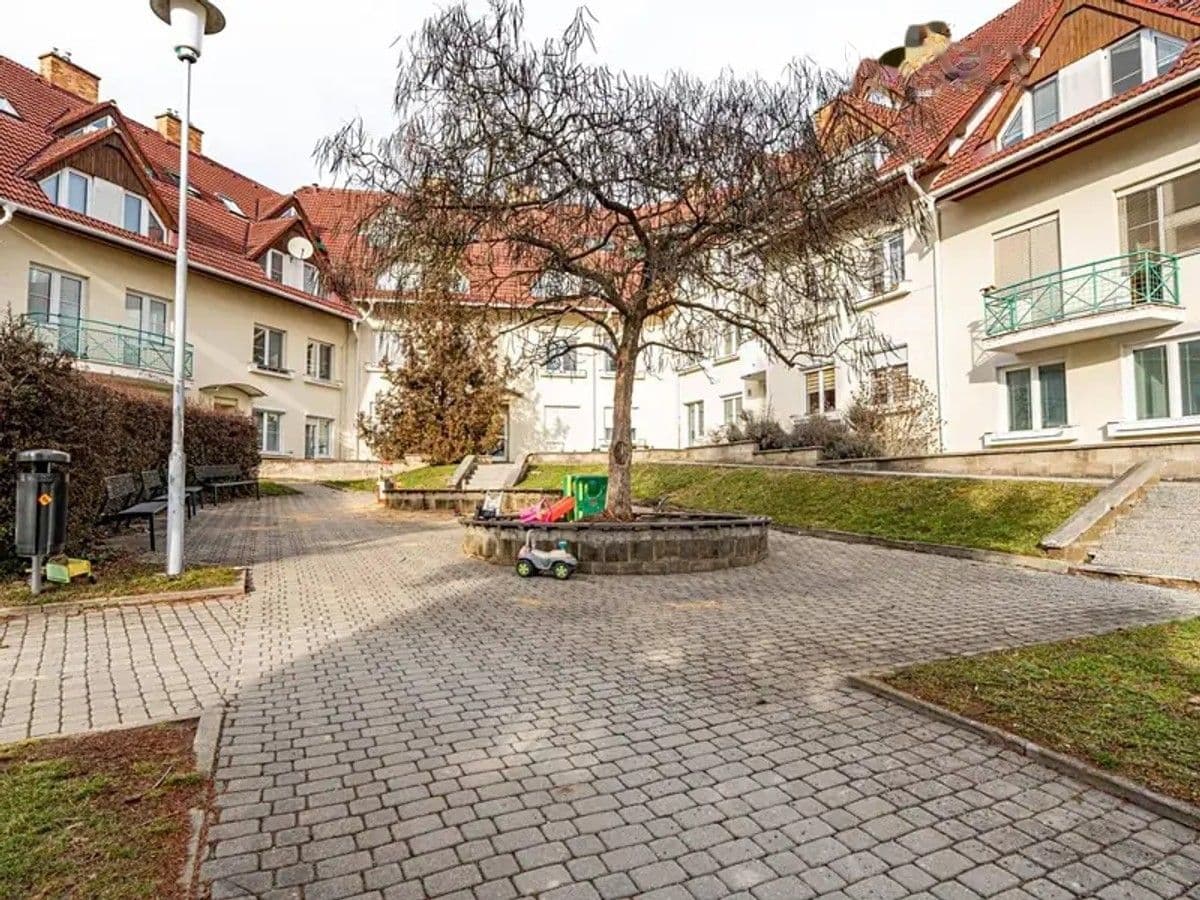 Studio flat to rent, 37 m², Högrova, Brno, Jihomoravský Region Studio flat to rent, 37 m², Högrova, Brno, Jihomoravský Region