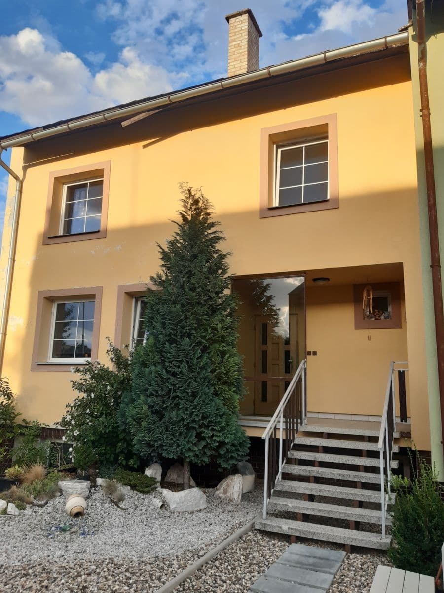 house for sale, 173 m², U Flory, Žatec, Ústecký Region house for sale, 173 m², U Flory, Žatec, Ústecký Region