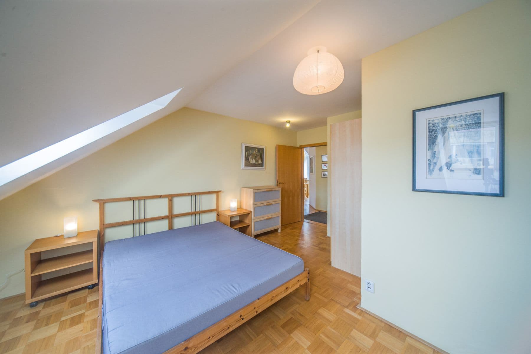 2 bedroom flat to rent, 110 m², Bratislava - mestská časť Staré Mesto, Bratislavský Region 2 bedroom flat to rent, 110 m², Bratislava - mestská časť Staré Mesto, Bratislavský Region