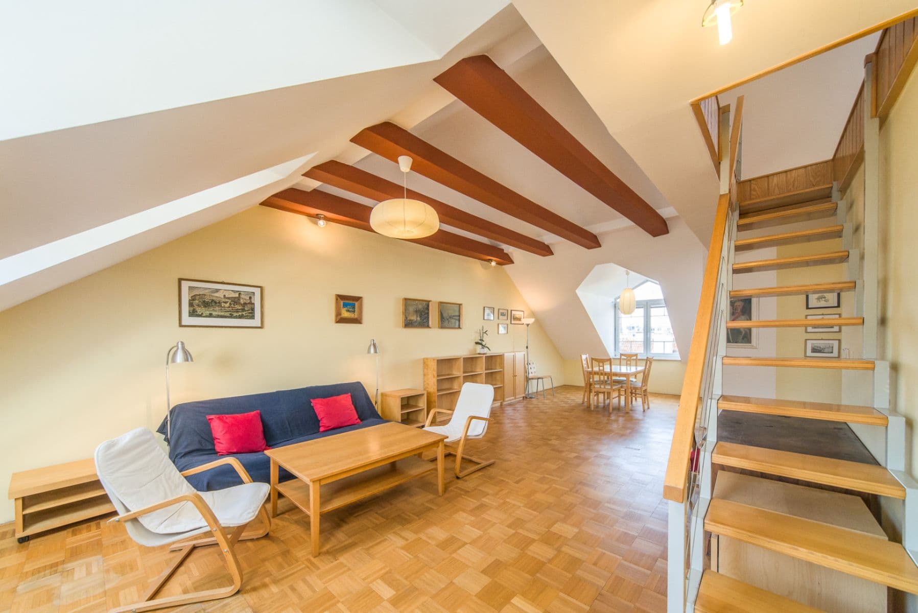 2 bedroom flat to rent, 110 m², Bratislava - mestská časť Staré Mesto, Bratislavský Region 2 bedroom flat to rent, 110 m², Bratislava - mestská časť Staré Mesto, Bratislavský Region