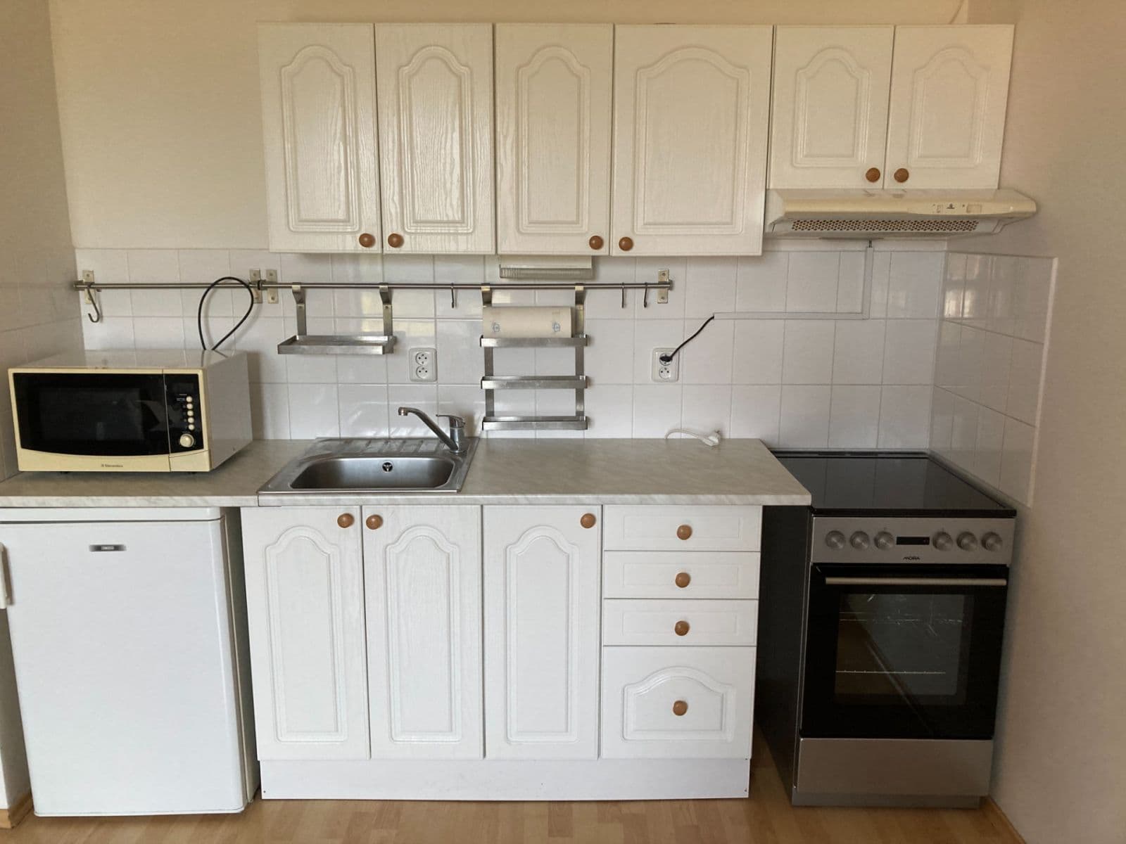 Studio flat to rent, 31 m², Zimní, Hostivice, Středočeský Region Studio flat to rent, 31 m², Zimní, Hostivice, Středočeský Region