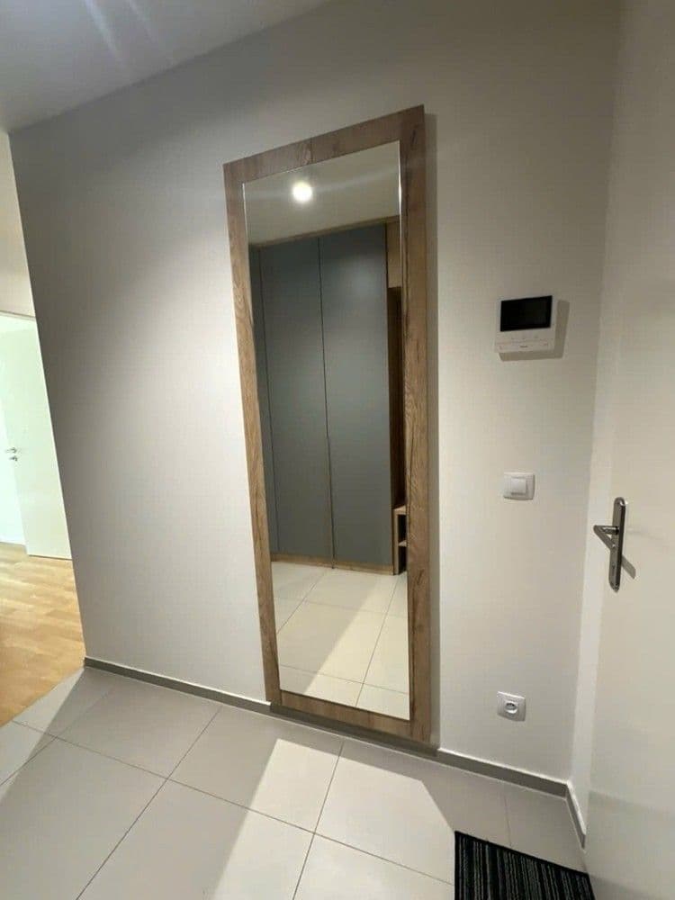 2 bedroom with open-plan kitchen flat to rent, 77 m², U Viktorie, Prague, Prague 2 bedroom with open-plan kitchen flat to rent, 77 m², U Viktorie, Prague, Prague