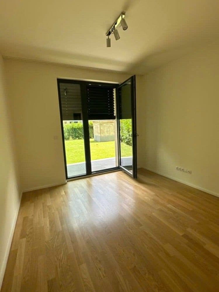 2 bedroom with open-plan kitchen flat to rent, 77 m², U Viktorie, Prague, Prague 2 bedroom with open-plan kitchen flat to rent, 77 m², U Viktorie, Prague, Prague