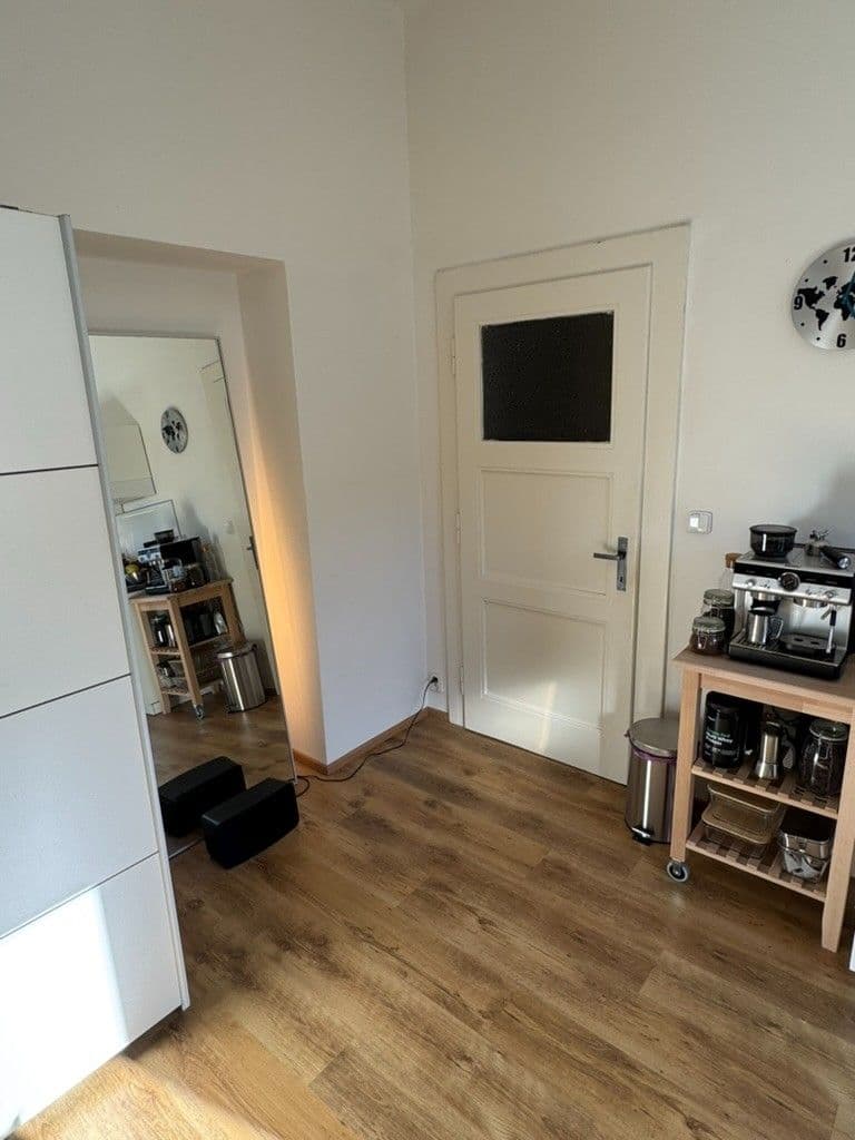 Studio flat to rent, 30 m², Michaila Jurjeviče Lermontova, Prague, Prague Studio flat to rent, 30 m², Michaila Jurjeviče Lermontova, Prague, Prague