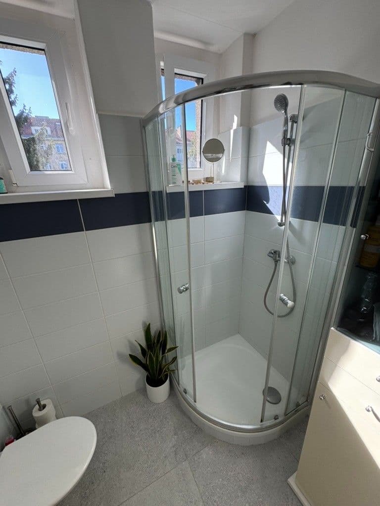 Studio flat to rent, 30 m², Michaila Jurjeviče Lermontova, Prague, Prague Studio flat to rent, 30 m², Michaila Jurjeviče Lermontova, Prague, Prague