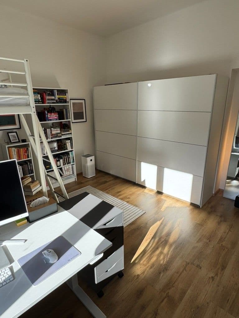 Studio flat to rent, 30 m², Michaila Jurjeviče Lermontova, Prague, Prague Studio flat to rent, 30 m², Michaila Jurjeviče Lermontova, Prague, Prague