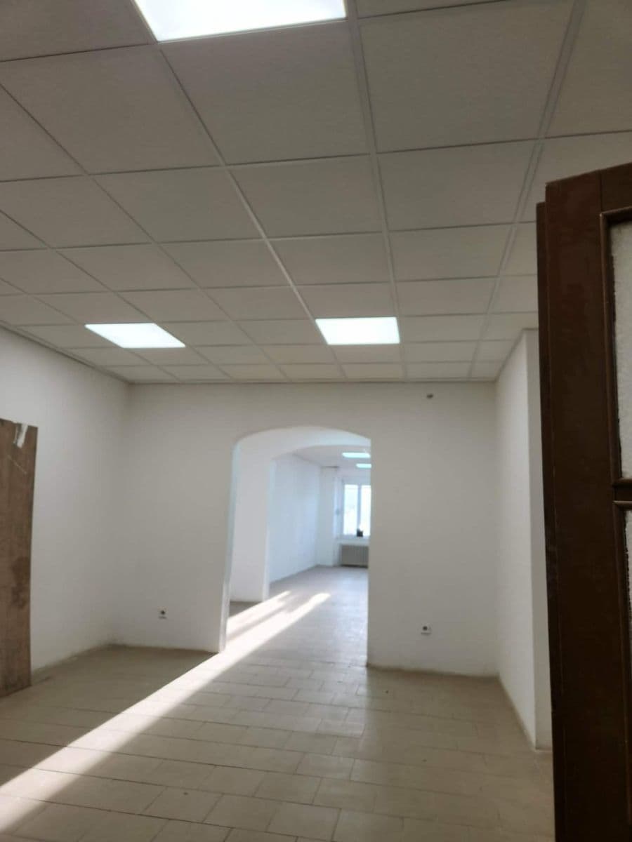 non-residential property to rent, 241 m², Masarykovo nám., Přeštice, Plzeňský Region non-residential property to rent, 241 m², Masarykovo nám., Přeštice, Plzeňský Region