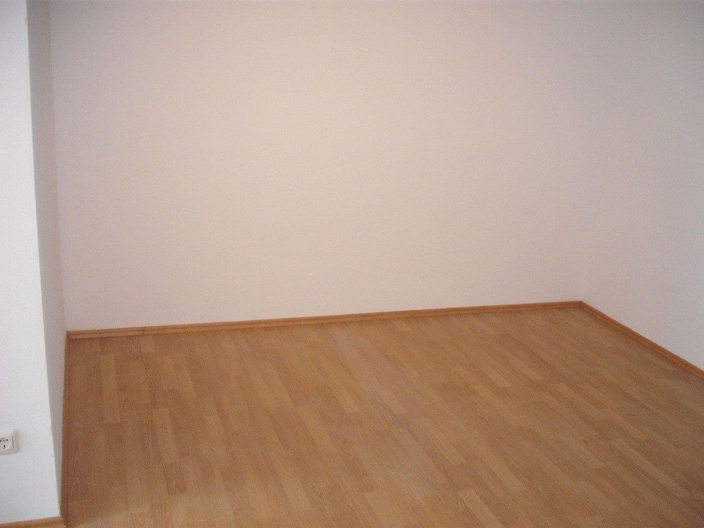 Studio flat for sale, 39 m², Germering, Bavaria Studio flat for sale, 39 m², Germering, Bavaria