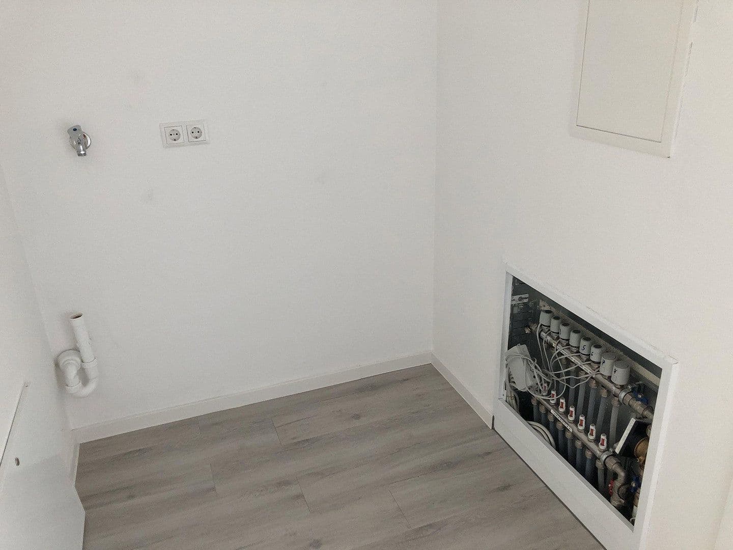 3 bedroom flat to rent, 83 m², Remagen, Rhineland-Palatinate 3 bedroom flat to rent, 83 m², Remagen, Rhineland-Palatinate