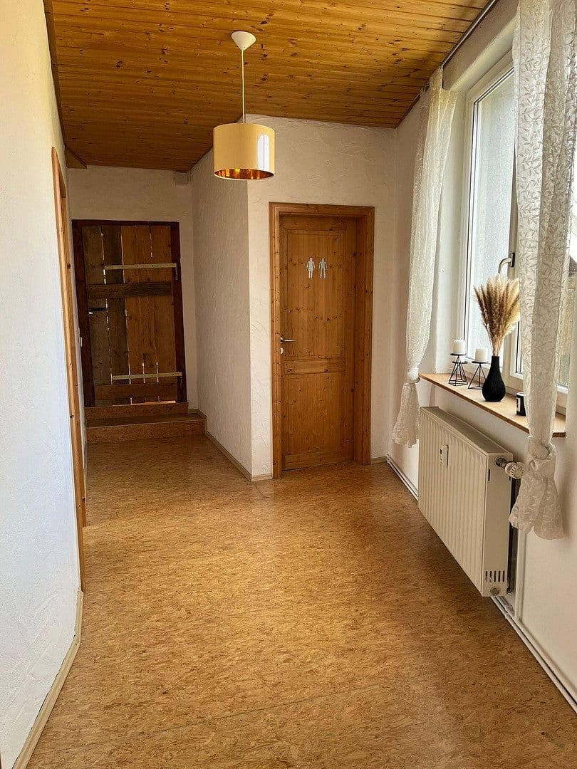 2 bedroom with open-plan kitchen flat to rent, 104 m², Böttingen, Baden-Württemberg 2 bedroom with open-plan kitchen flat to rent, 104 m², Böttingen, Baden-Württemberg