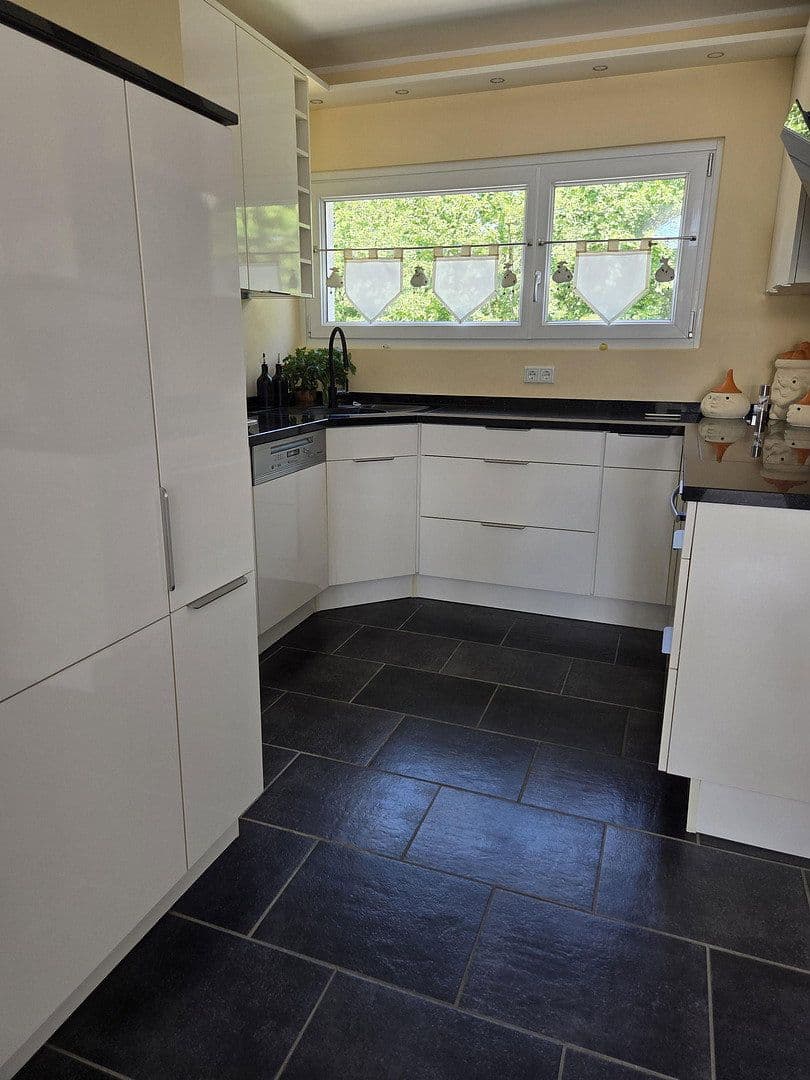 3 bedroom flat for sale, 92 m², Erkrath, North Rhine-Westphalia 3 bedroom flat for sale, 92 m², Erkrath, North Rhine-Westphalia