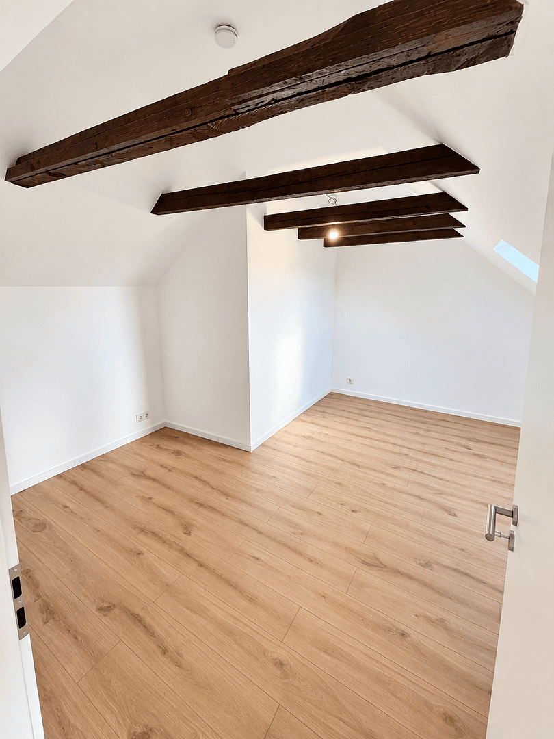 3 bedroom flat to rent, 52 m², Erlangen, Bavaria 3 bedroom flat to rent, 52 m², Erlangen, Bavaria