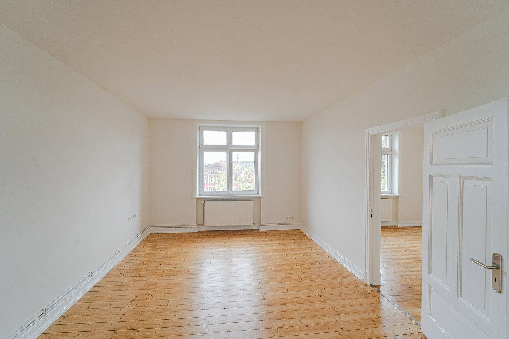 house for sale, 266 m², Schwartauer Allee 121, , Schwartauer Allee 121a, Lübeck, Schleswig-Holstein house for sale, 266 m², Schwartauer Allee 121, , Schwartauer Allee 121a, Lübeck, Schleswig-Holstein