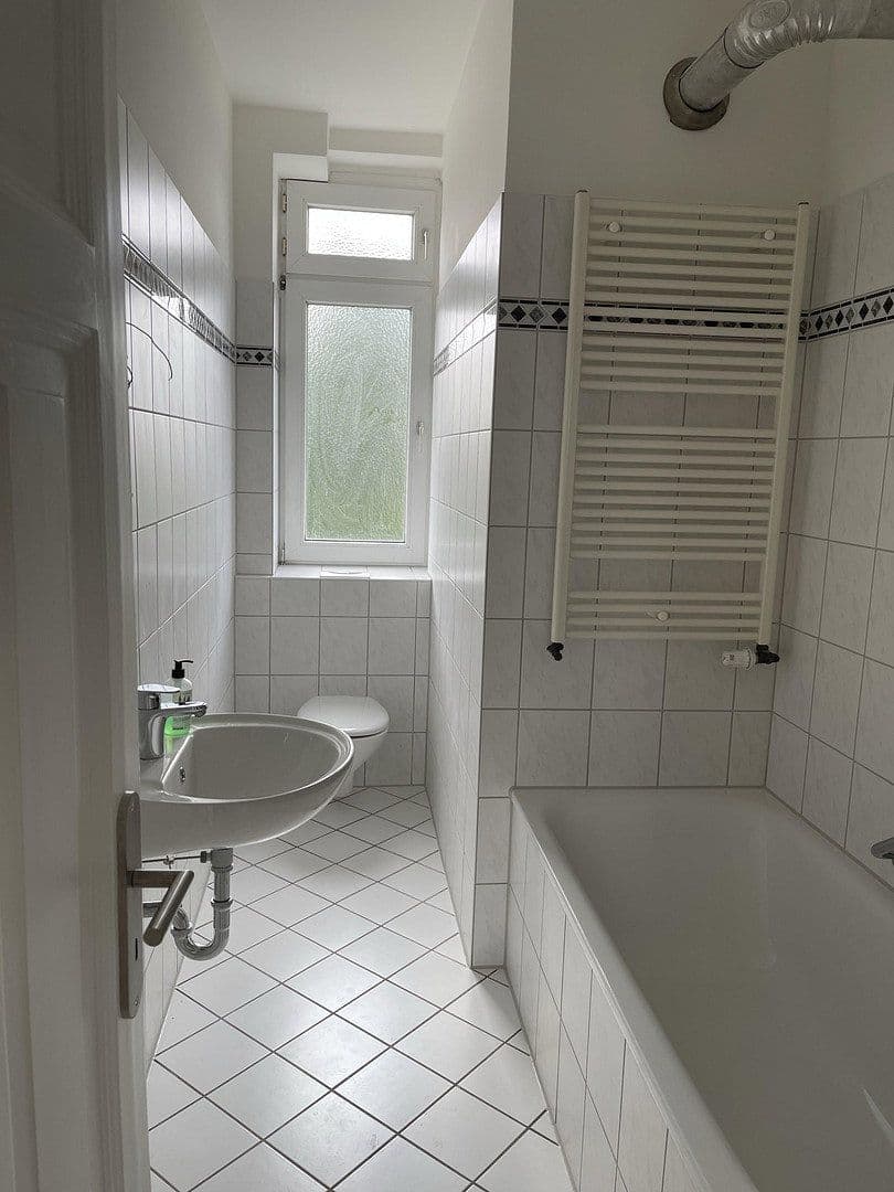 house for sale, 266 m², Schwartauer Allee 121, , Schwartauer Allee 121a, Lübeck, Schleswig-Holstein house for sale, 266 m², Schwartauer Allee 121, , Schwartauer Allee 121a, Lübeck, Schleswig-Holstein