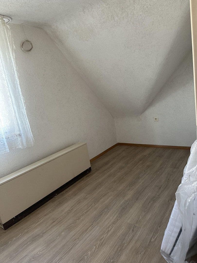4 bedroom flat to rent, 80 m², Oppenweiler, Baden-Württemberg 4 bedroom flat to rent, 80 m², Oppenweiler, Baden-Württemberg