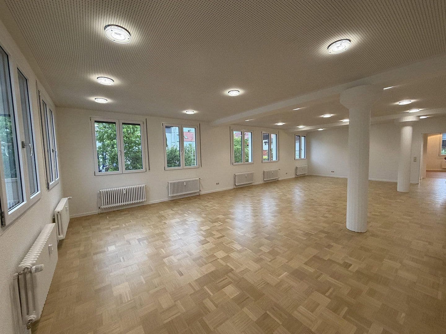 office to rent, 165 m², Hauptstraße 55, Baltmannsweiler, Baden-Württemberg office to rent, 165 m², Hauptstraße 55, Baltmannsweiler, Baden-Württemberg