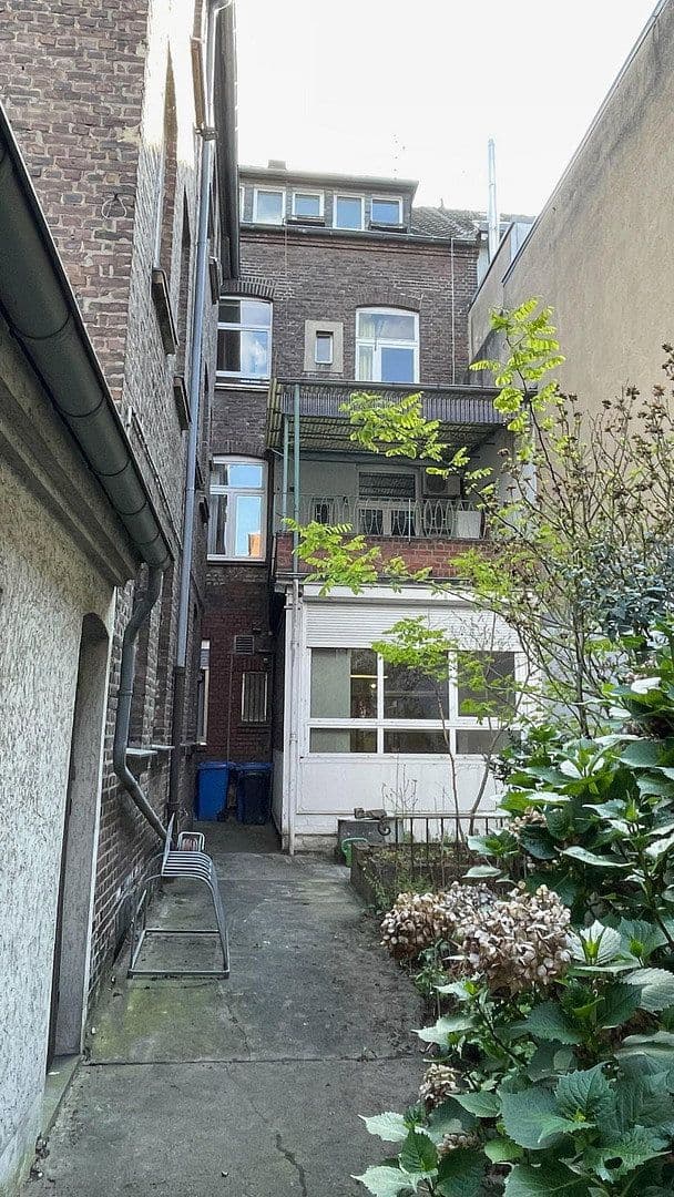 house for sale, 492 m², Further Straße 86, Neuss, North Rhine-Westphalia house for sale, 492 m², Further Straße 86, Neuss, North Rhine-Westphalia