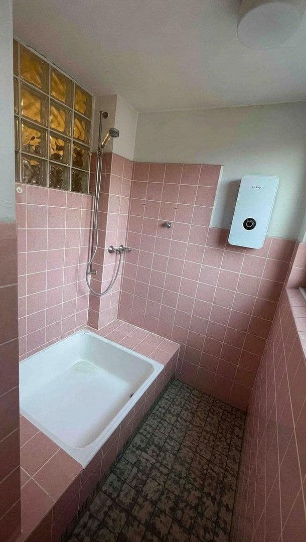 house for sale, 492 m², Further Straße 86, Neuss, North Rhine-Westphalia house for sale, 492 m², Further Straße 86, Neuss, North Rhine-Westphalia