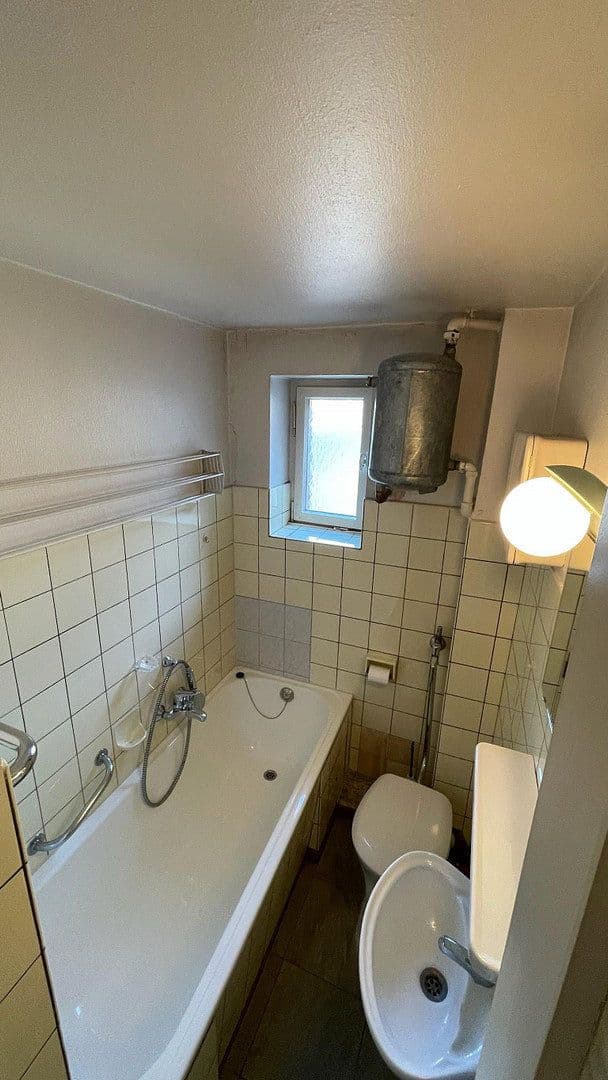 house for sale, 492 m², Further Straße 86, Neuss, North Rhine-Westphalia house for sale, 492 m², Further Straße 86, Neuss, North Rhine-Westphalia