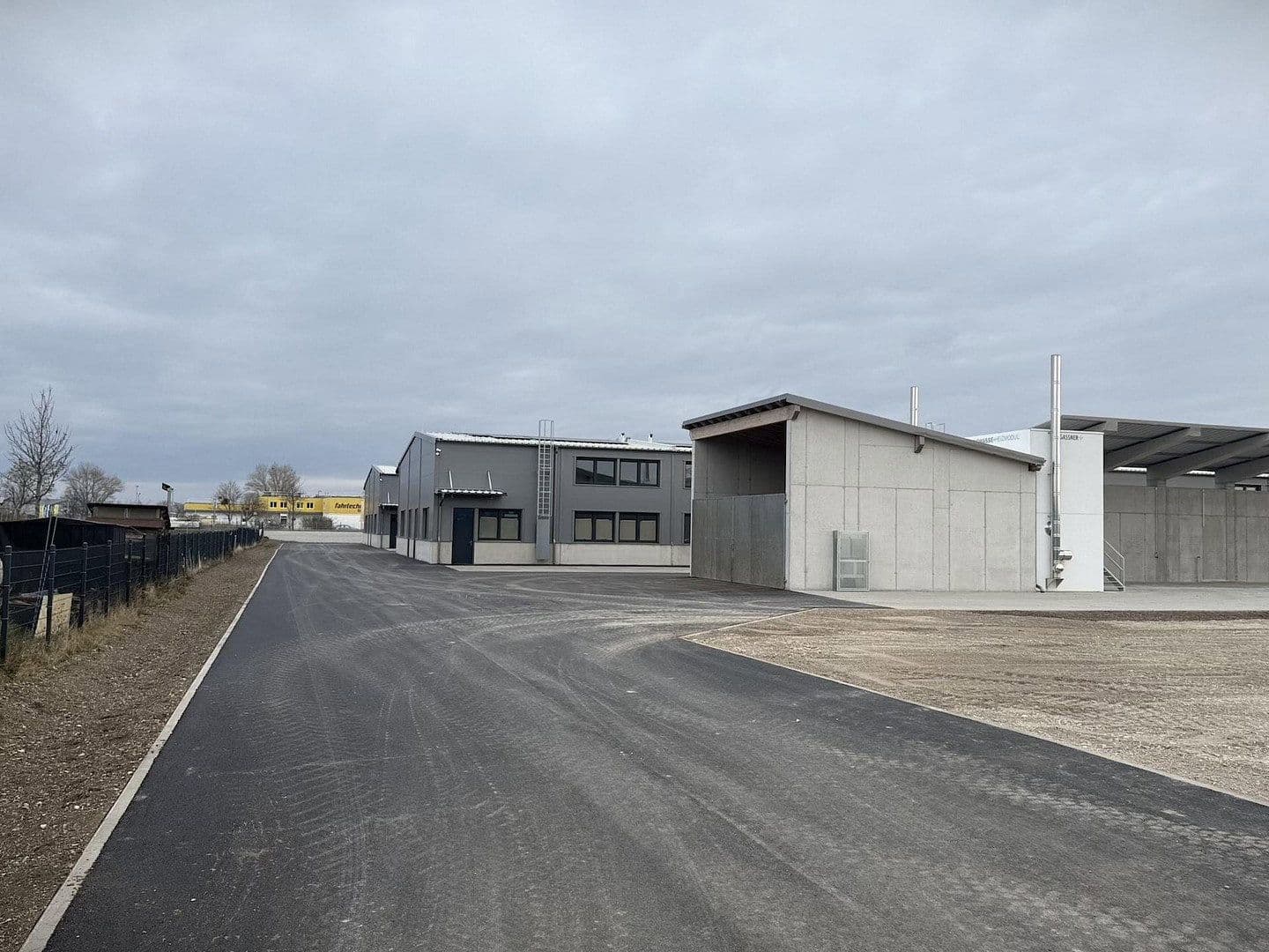non-residential property to rent, 2,082 m², Gewerbepark B17 / II / Straße 3 / Objekt 11, Teesdorf, Lower Austria non-residential property to rent, 2,082 m², Gewerbepark B17 / II / Straße 3 / Objekt 11, Teesdorf, Lower Austria
